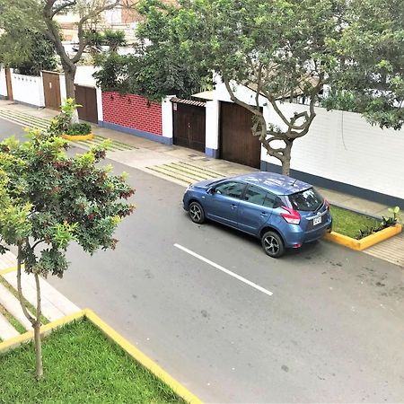 Hostal Carlos Tenaud リマ エクステリア 写真