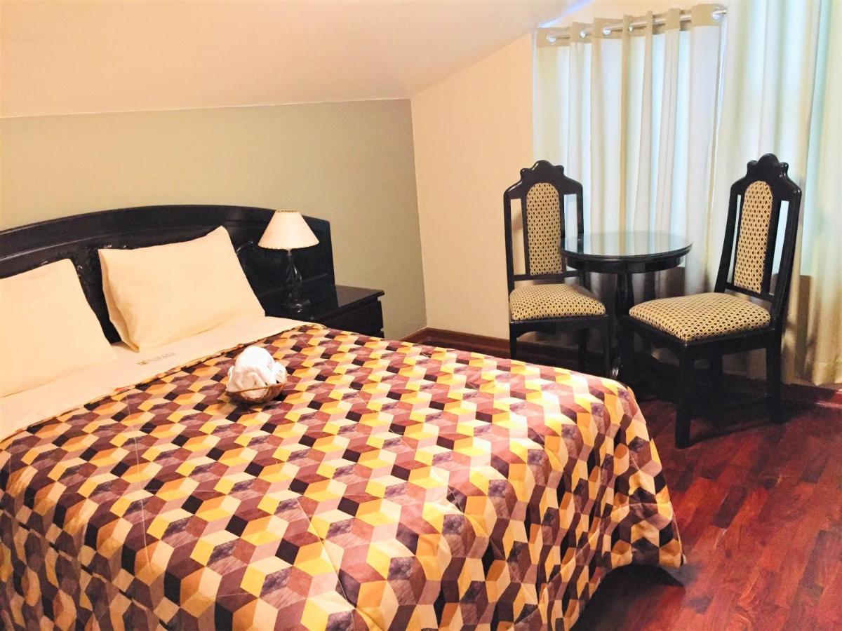 Hostal Carlos Tenaud リマ エクステリア 写真